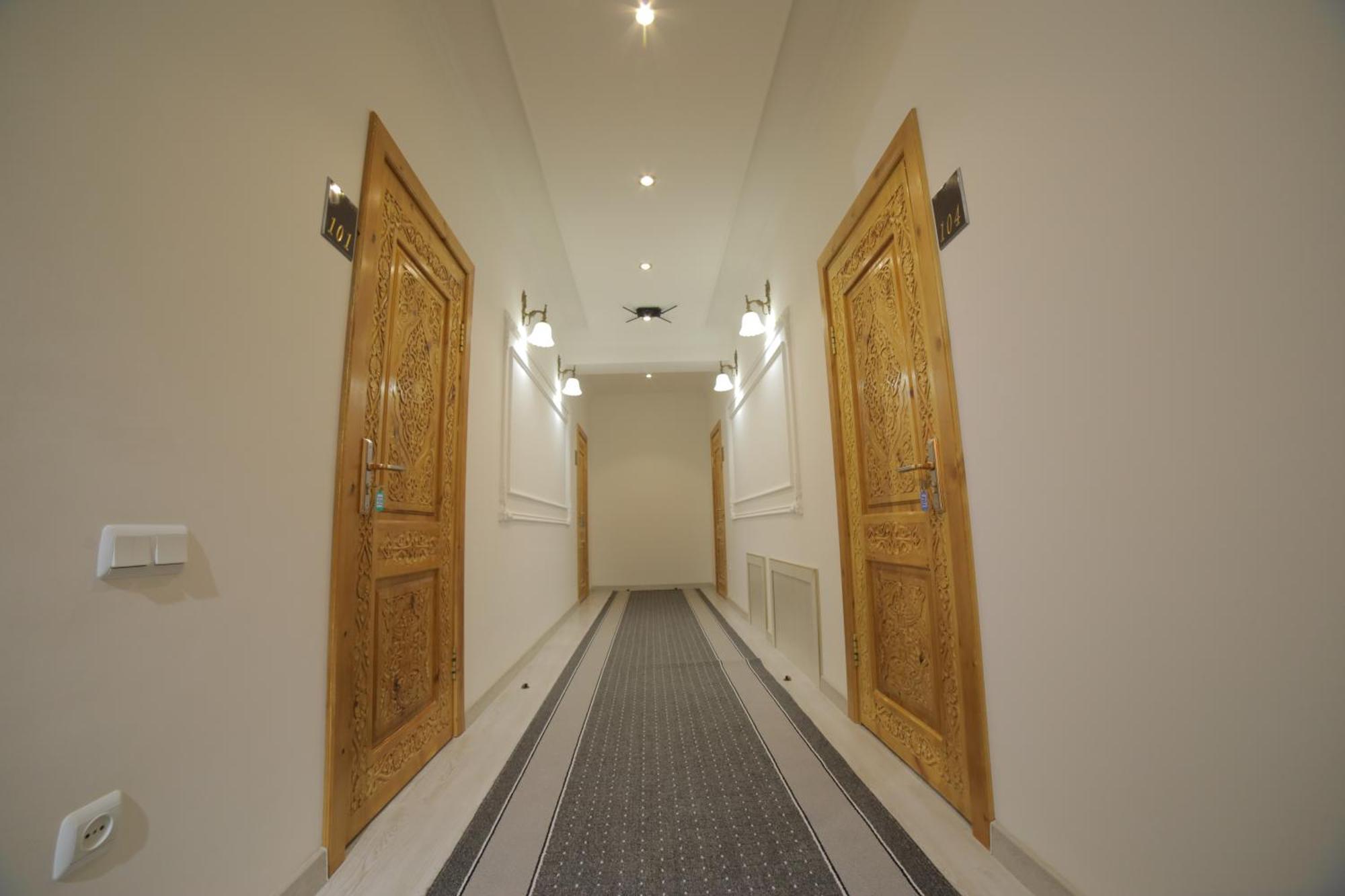 Annex Hotel Hive Dış mekan fotoğraf