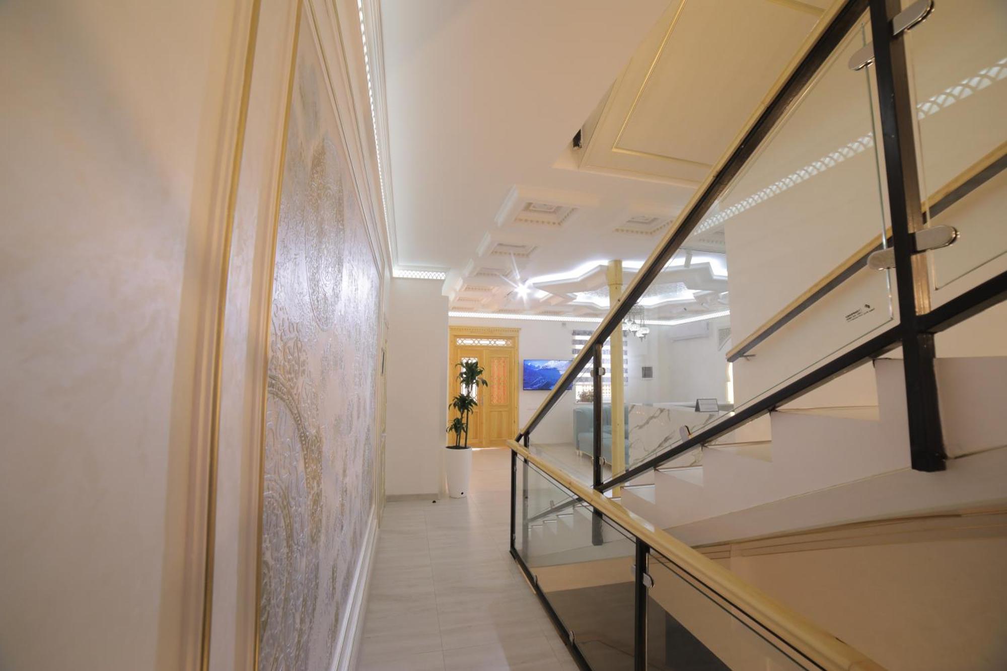 Annex Hotel Hive Dış mekan fotoğraf